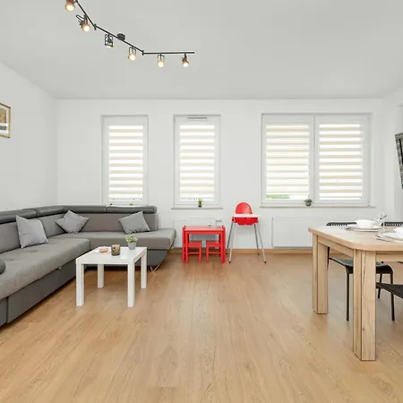 Apartment Sloneczny Balkon Z Parkingiem By Renters
